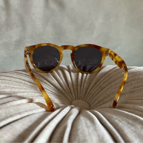 illesteva Leonard sunglasses - NEW, never worn, Amber color - Picture 3 of 5